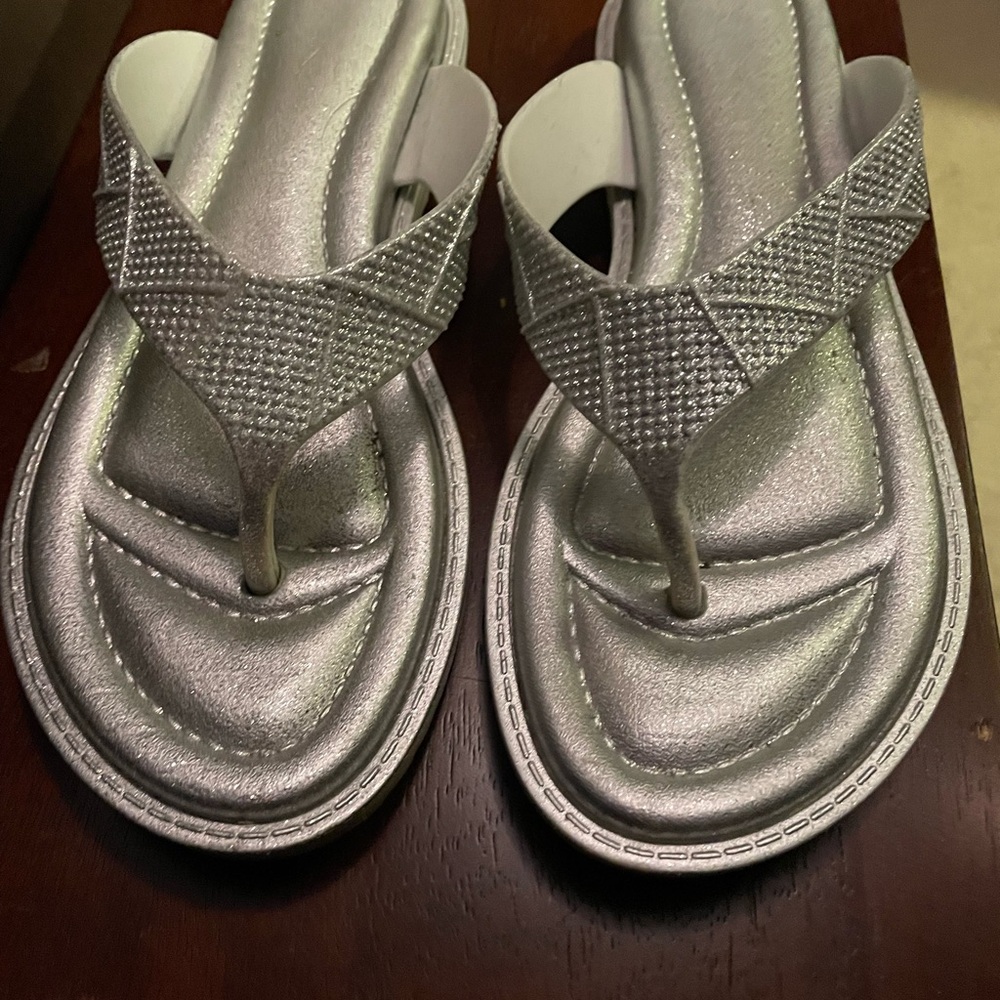 Sequin flip flops with padded sole
